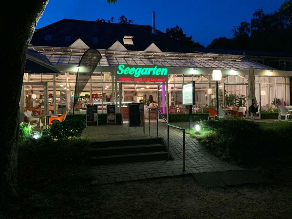 Hotel Seegarten Gmbh Barmstedt Exterior photo